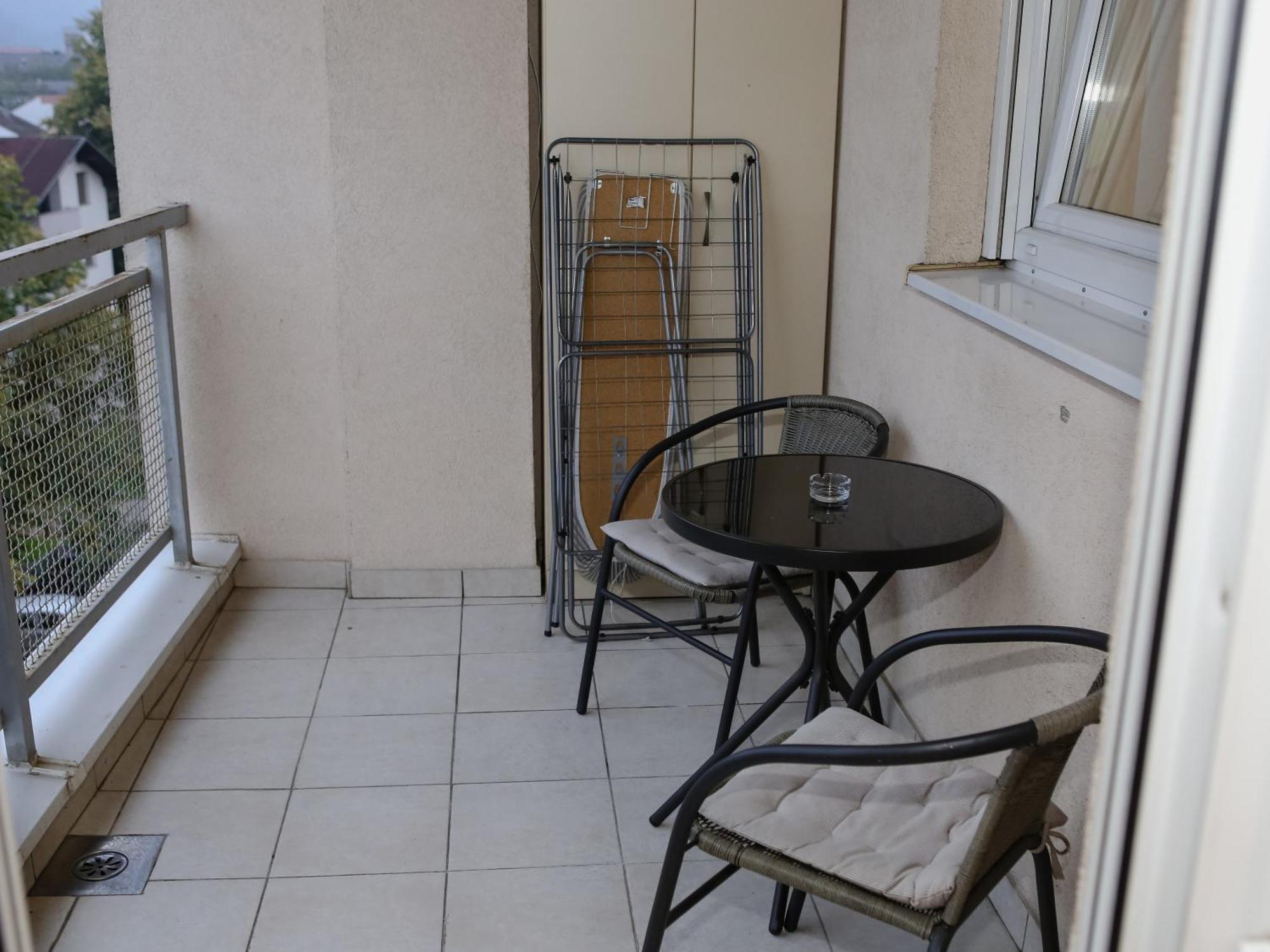 Iva Lux Stan Na Dan Apartamento Banja Luka Exterior foto